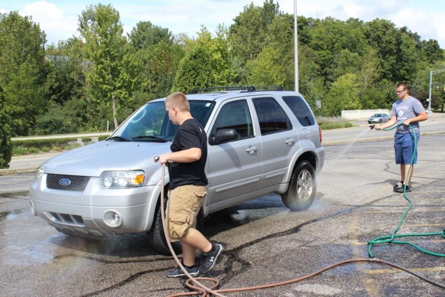 Working at the car wash, yeah!