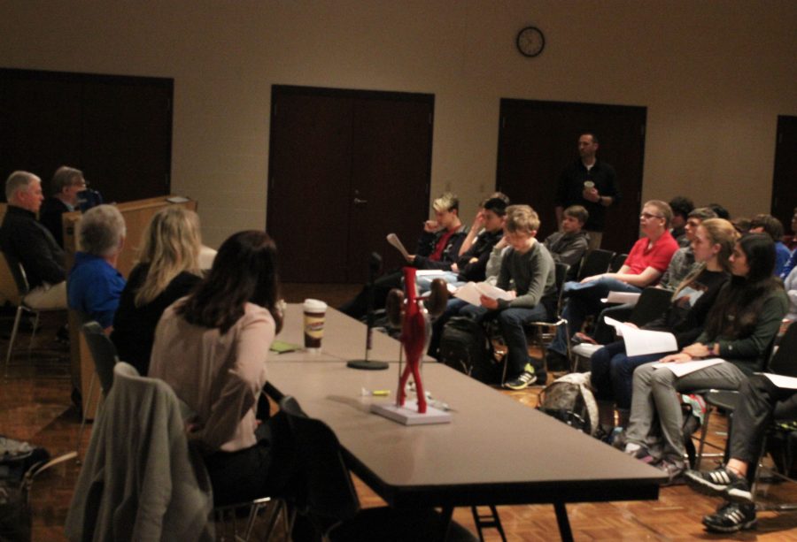 Engineer panel answers students questions