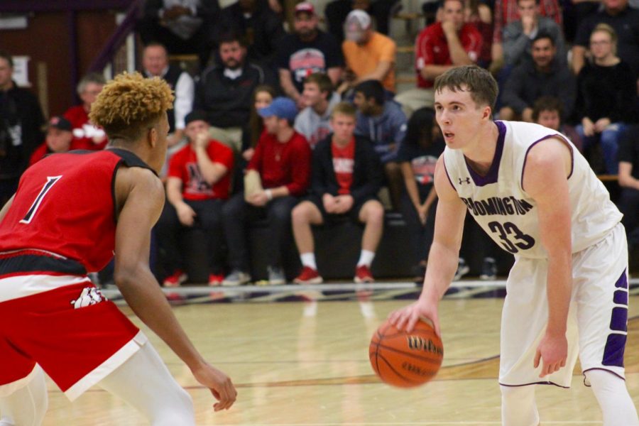 Chance Coyle (33) is guarded by IU recruit Romeo Langford (1). Coyle dropped 38 points against the Bulldogs, but the Panthers fell 58-70.