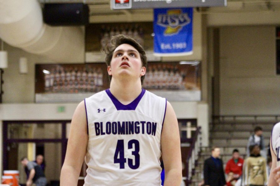 Souths Bruce Furr (43) looks to grab a rebound during warmups.