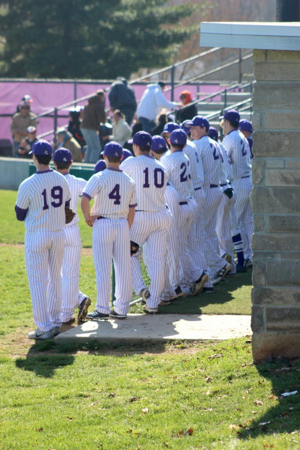 Baseball gets lights for first time in nearly 30 years