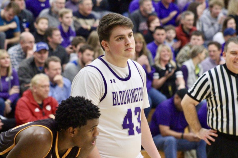 South senior Bruce Furr (43) waits during free throws