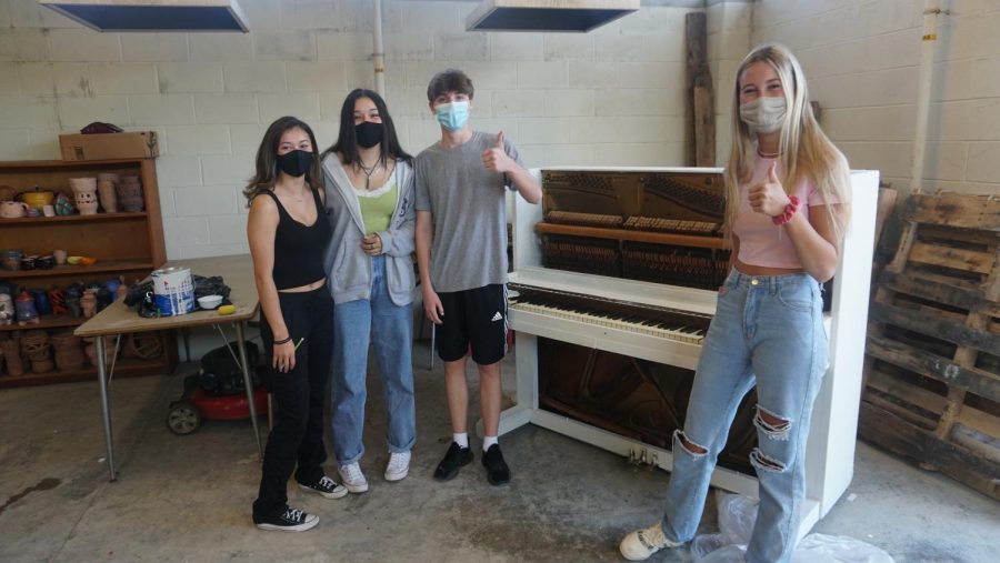 Bloomington Piano Project comes to BHSS (feat. Maddie Kawanishi, 10, Abby Smith, 10, Henry Burkson, 10, Ivy Kopp, 10)