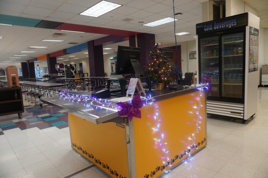 Cafeteria lights up for the Holidays