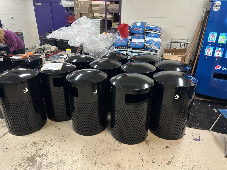 South Gets New Trashcans